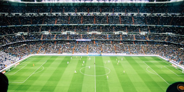 世界杯冠军奖杯大力神杯特写照片